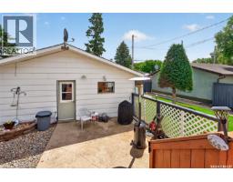 1225 Grafton Avenue, Moose Jaw, SK S6H3S7 Photo 63