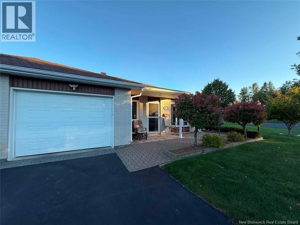 45 Perron Street - 14