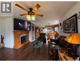 45 Perron Street, Edmundston, NB E3V0A6 Photo 6