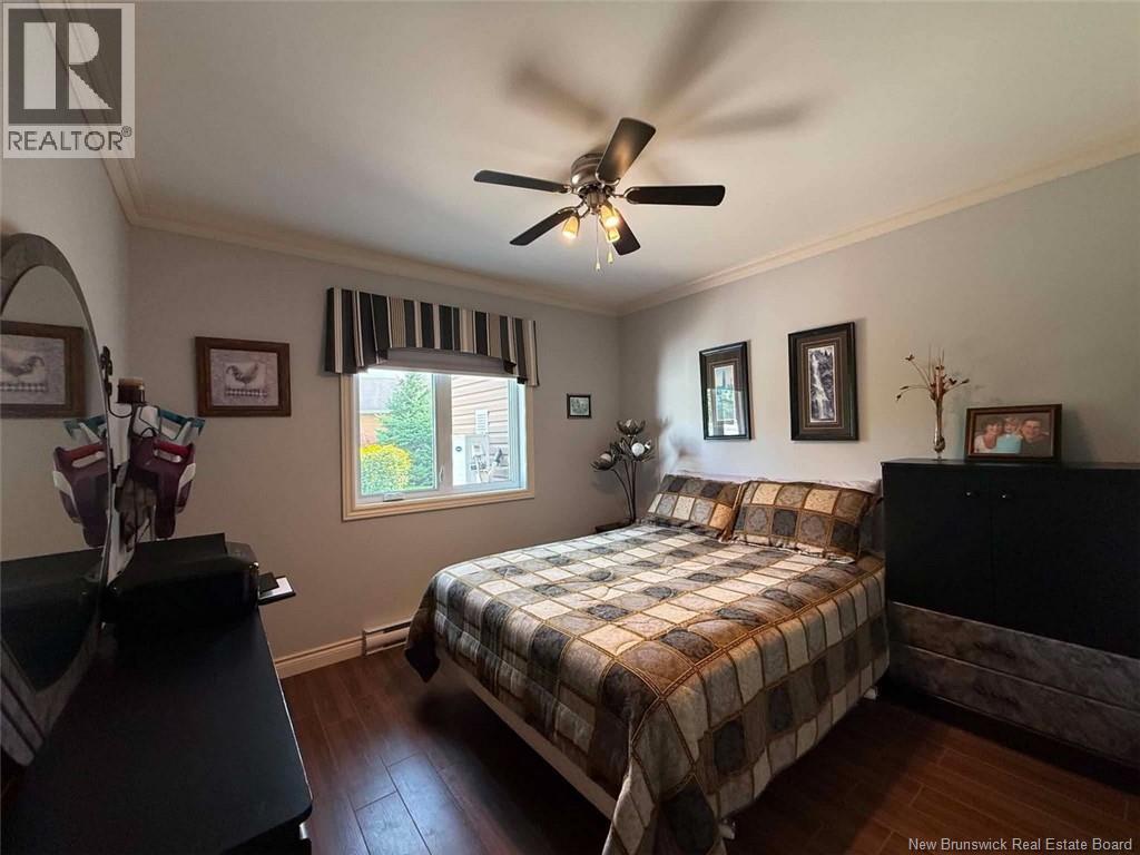 45 Perron Street - 11