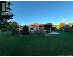 45 Perron Street, Edmundston, NB E3V0A6 Photo 17