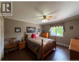 45 Perron Street, Edmundston, NB E3V0A6 Photo 9
