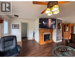 45 Perron Street, Edmundston, NB E3V0A6 Photo 8