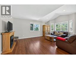 1641 17 Street Se, Salmon Arm, BC V1E2M6 Photo 22