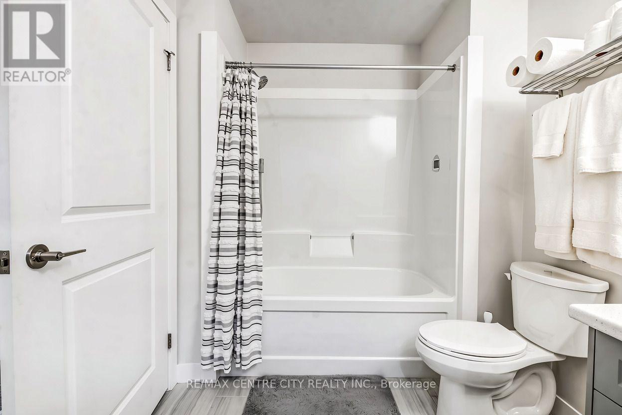 #311 100 THE Promenade, Central Elgin (Port Stanley), Ontario, N5L0B7, Central Elgin (Port Stanley), Ontario — photo 5 of 5