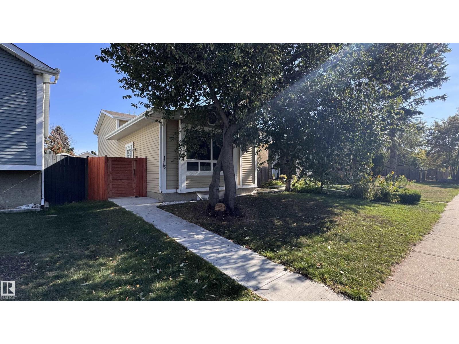 115 KIRKWOOD WY NW - 1