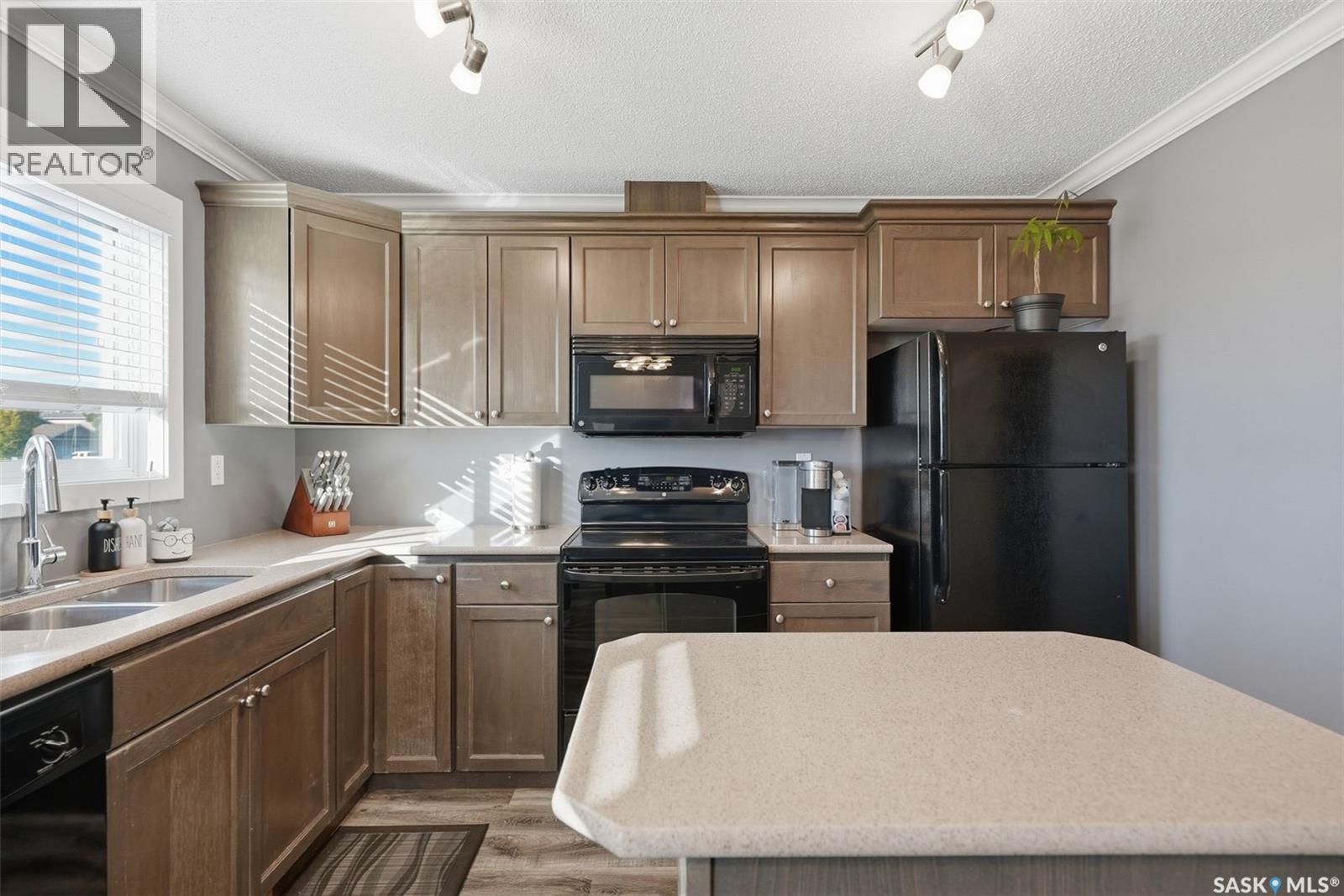 6 202 McKague CRESCENT, Saskatoon — photo 8