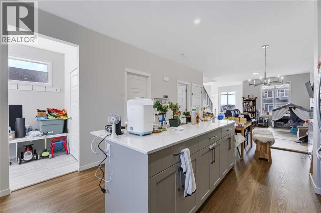 10 Lucas Close NW - photo 18