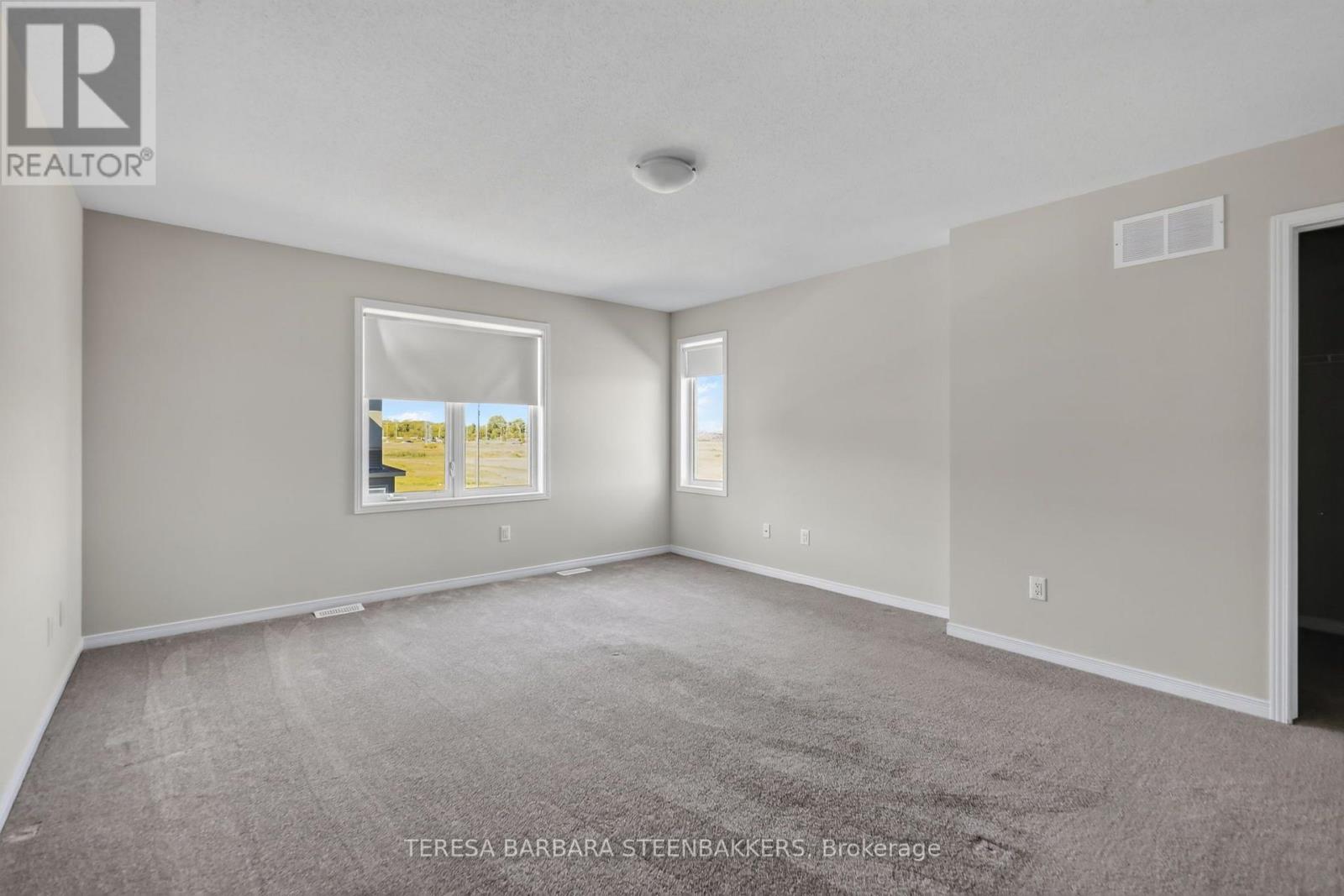 674 TALIESIN CRESCENT N - Image 11
