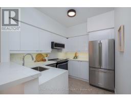 Bathroom - 308 - 485 Rosewell Avenue, Toronto, ON M4R2J2 Photo 7