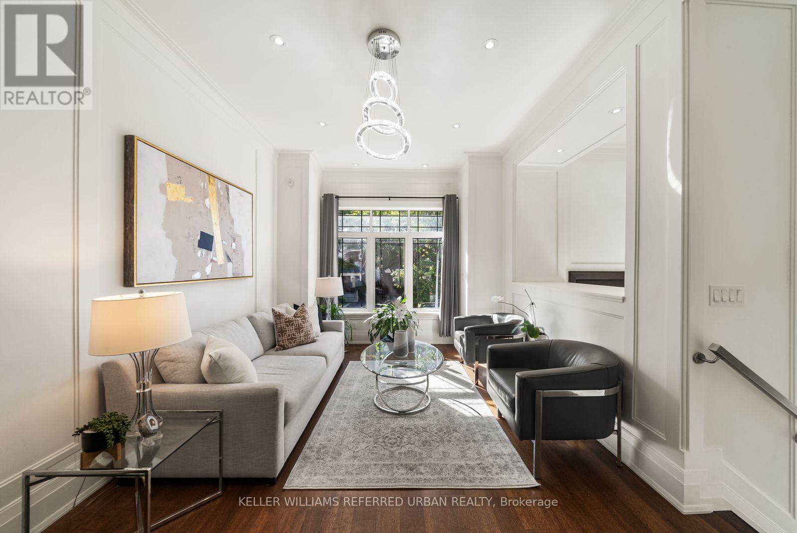 Photo of 32 CRANBROOKE AVENUE