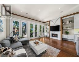 32 Cranbrooke Avenue, Toronto, ON M5M1M4 Photo 14
