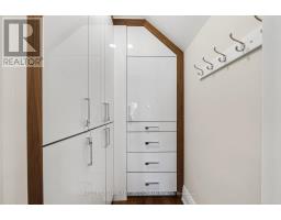 32 Cranbrooke Avenue, Toronto, ON M5M1M4 Photo 24