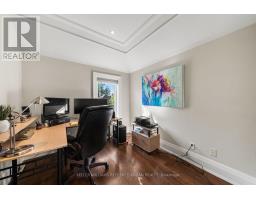 32 Cranbrooke Avenue, Toronto, ON M5M1M4 Photo 33