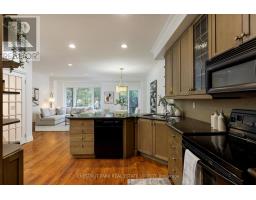 36 Camberwell Road, Toronto, ON M6C3E8 Photo 18