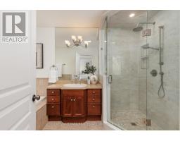 36 Camberwell Road, Toronto, ON M6C3E8 Photo 24