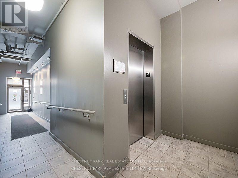 Photo of 304 - 1852 QUEEN STREET E