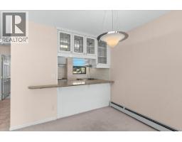 1601 1995 Beach Avenue, Vancouver, BC V6G2Y3 Photo 14