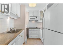 1601 1995 Beach Avenue, Vancouver, BC V6G2Y3 Photo 17