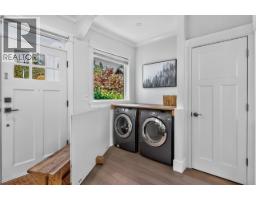 3476 Wilkie Avenue, Coquitlam, BC V3B3H6 Photo 29