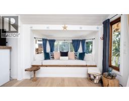 5273 Little Lane, Sechelt, BC V7Z0G7 Photo 16