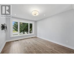 56 Seaton Drive, Aurora, ON L4G2K3 Photo 10