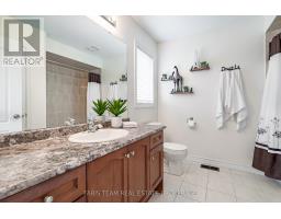 1110 Wharram Way, Innisfil, ON L0L1W0 Photo 17