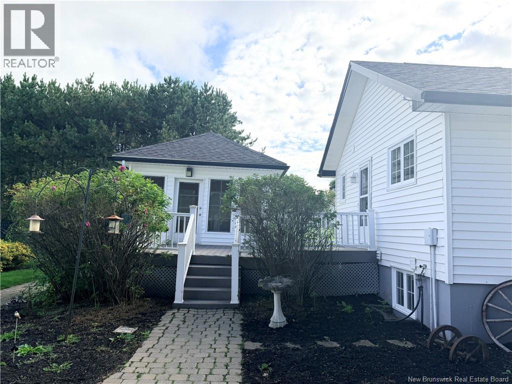 12 Meredith Drive - 9