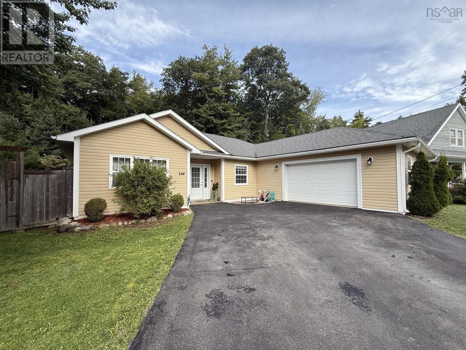 Property for sale at 240 Winburn Avenue