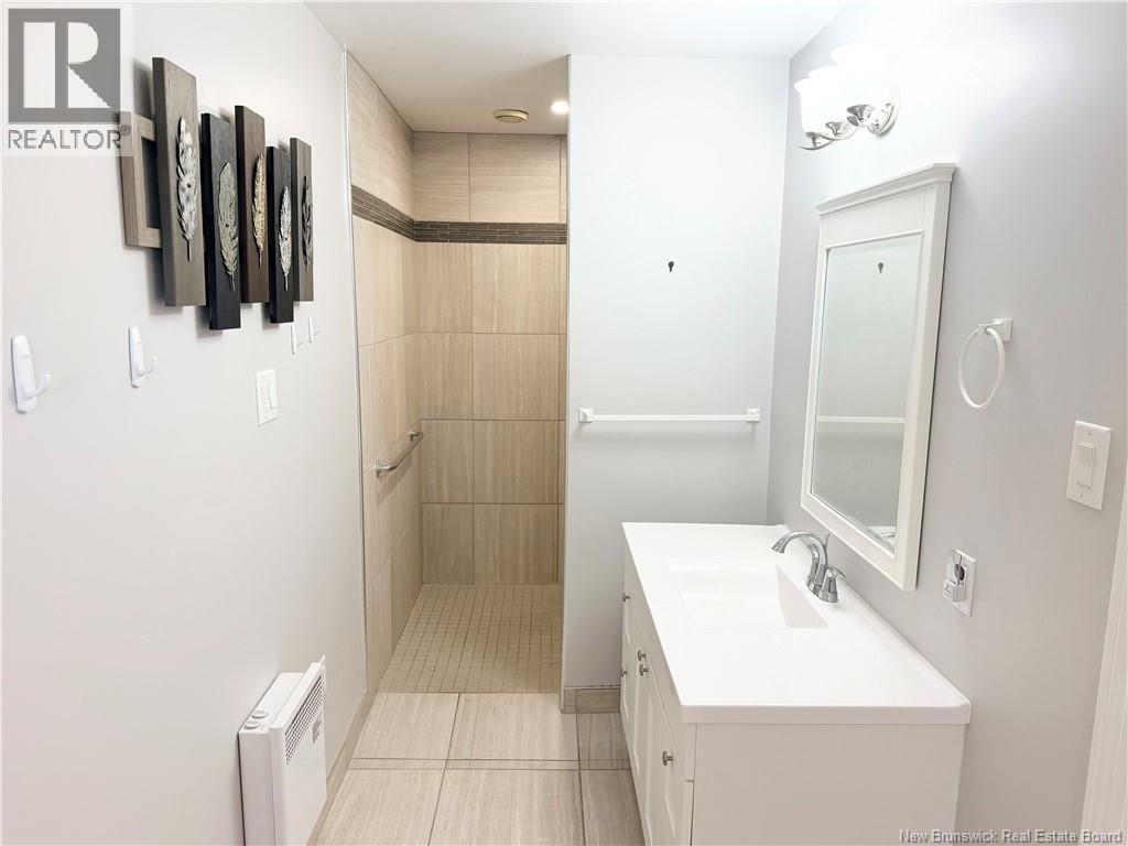 12 Meredith Drive - 35