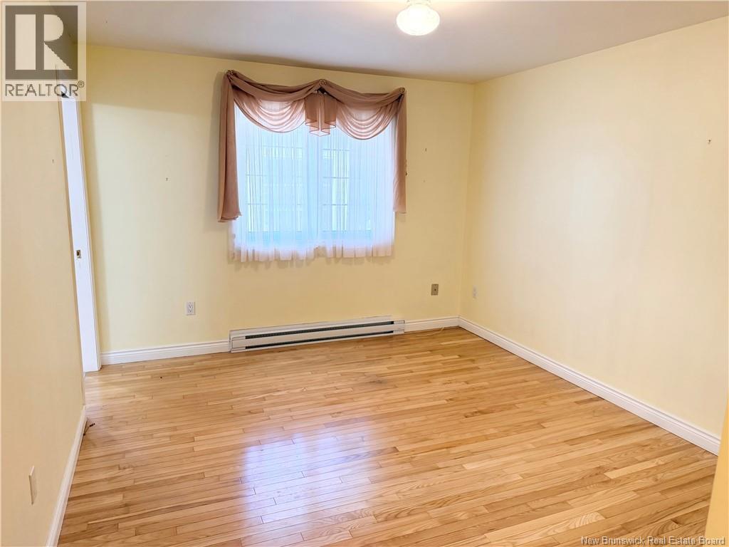 12 Meredith Drive - 37