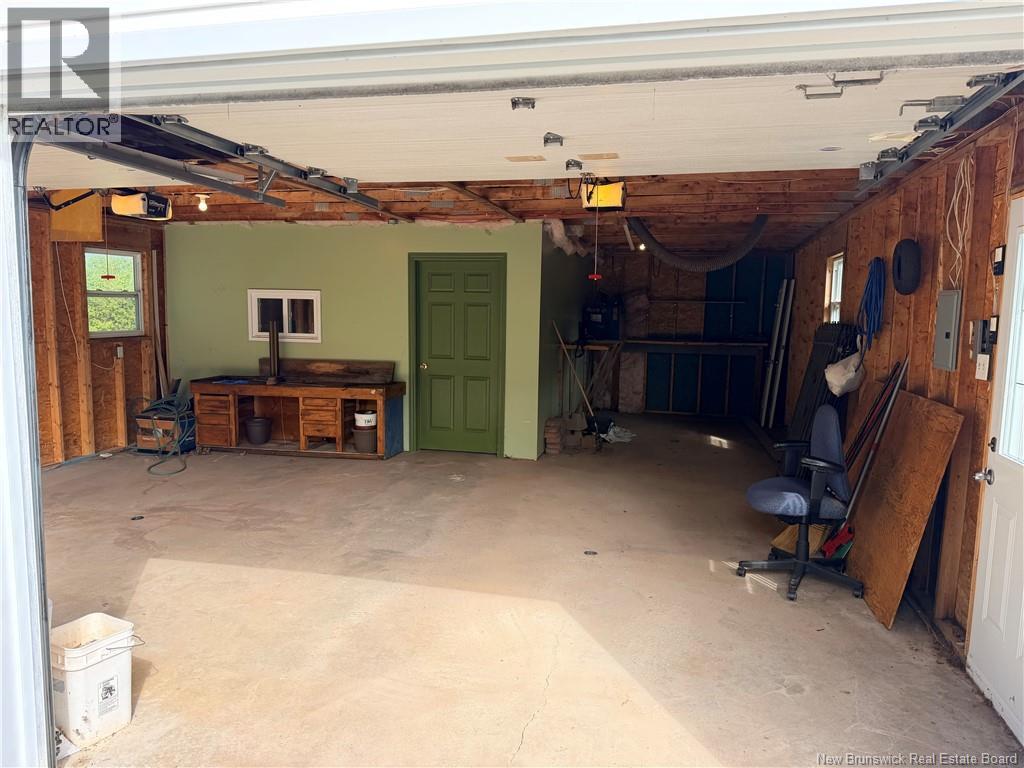 12 Meredith Drive - 26