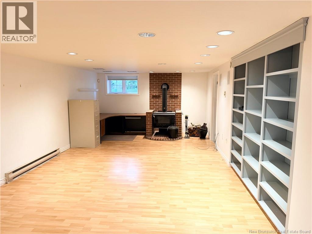 12 Meredith Drive - 42
