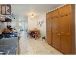 Kitchen - 94 Belgravia Avenue, Toronto, ON M6E2M5 Photo 11