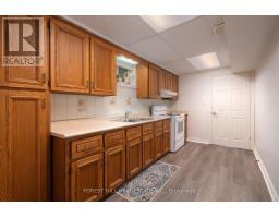 94 Belgravia Avenue, Toronto, ON M6E2M5 Photo 29