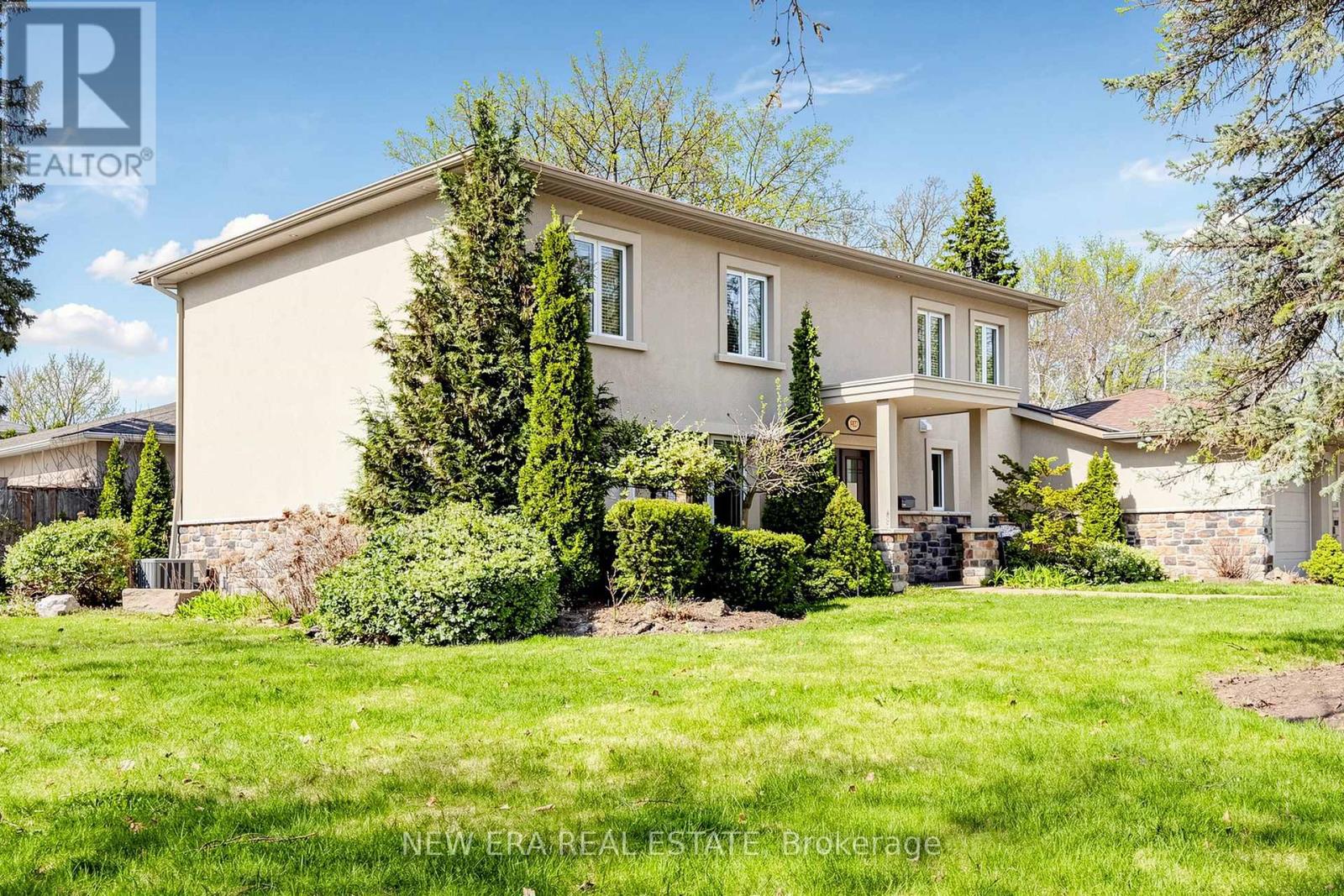 1423 Bunsden Avenue, Mississauga (Sheridan), Ontario, L5H2B3, Mississauga (Sheridan), Ontario — photo 3 of 5