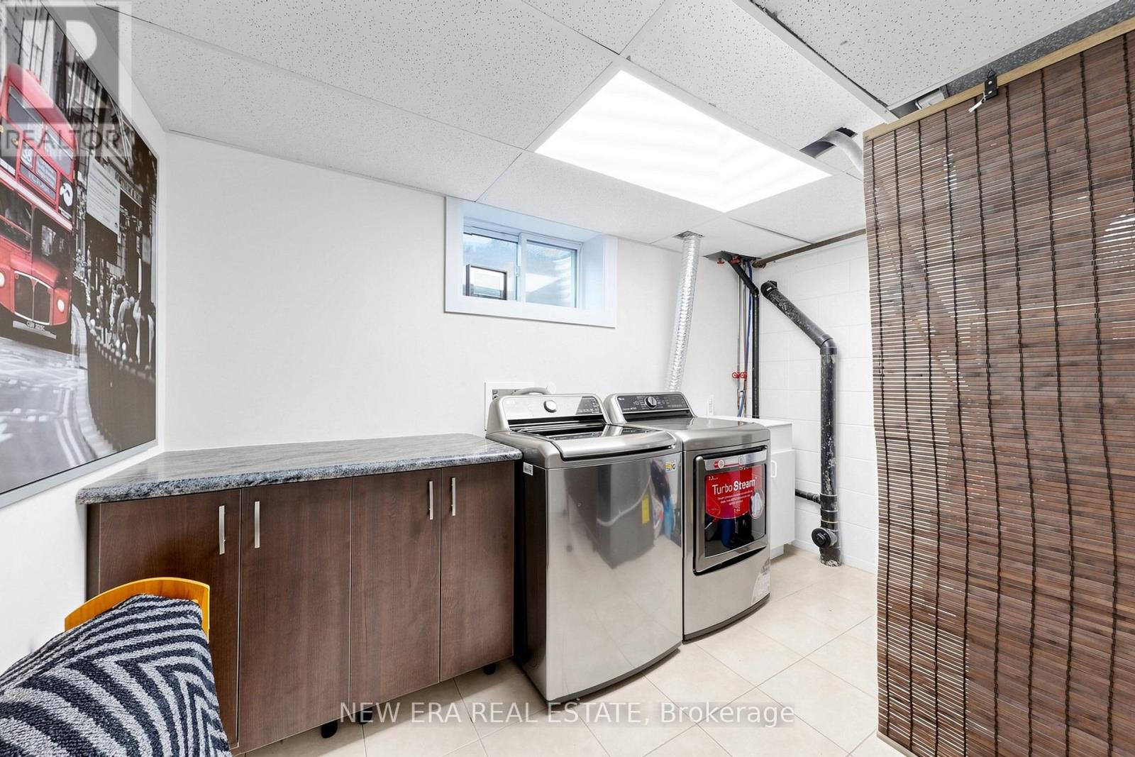 1423 BUNSDEN AVENUE - Image 42