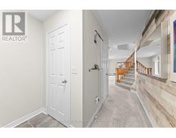 56 Samantha Crescent, Brampton, ON L6Z0C6 Photo 8