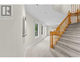 56 Samantha Crescent, Brampton, ON L6Z0C6 Photo 9