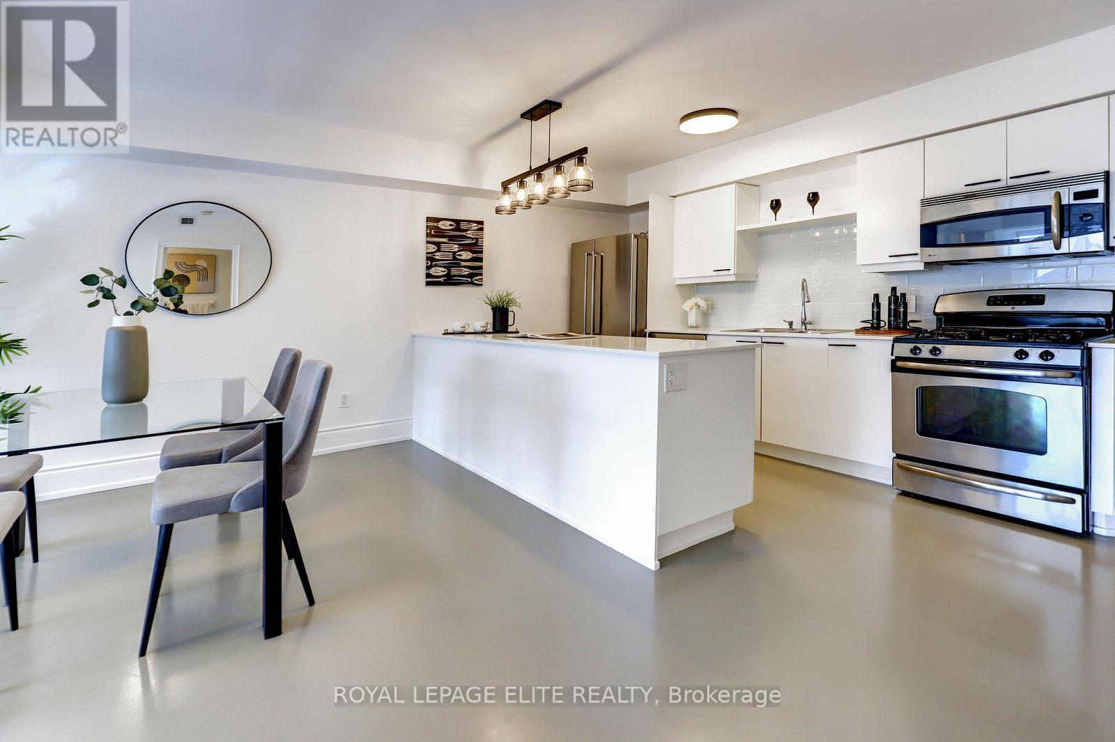 #405 437 RONCESVALLES AVENUE - 18