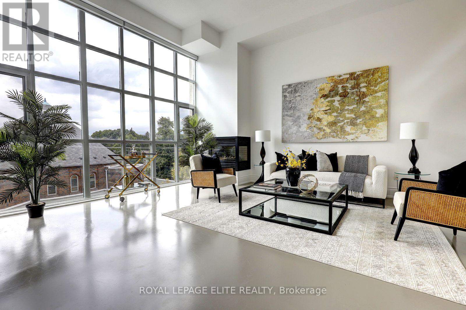 Photo of 405 - 437 RONCESVALLES AVENUE