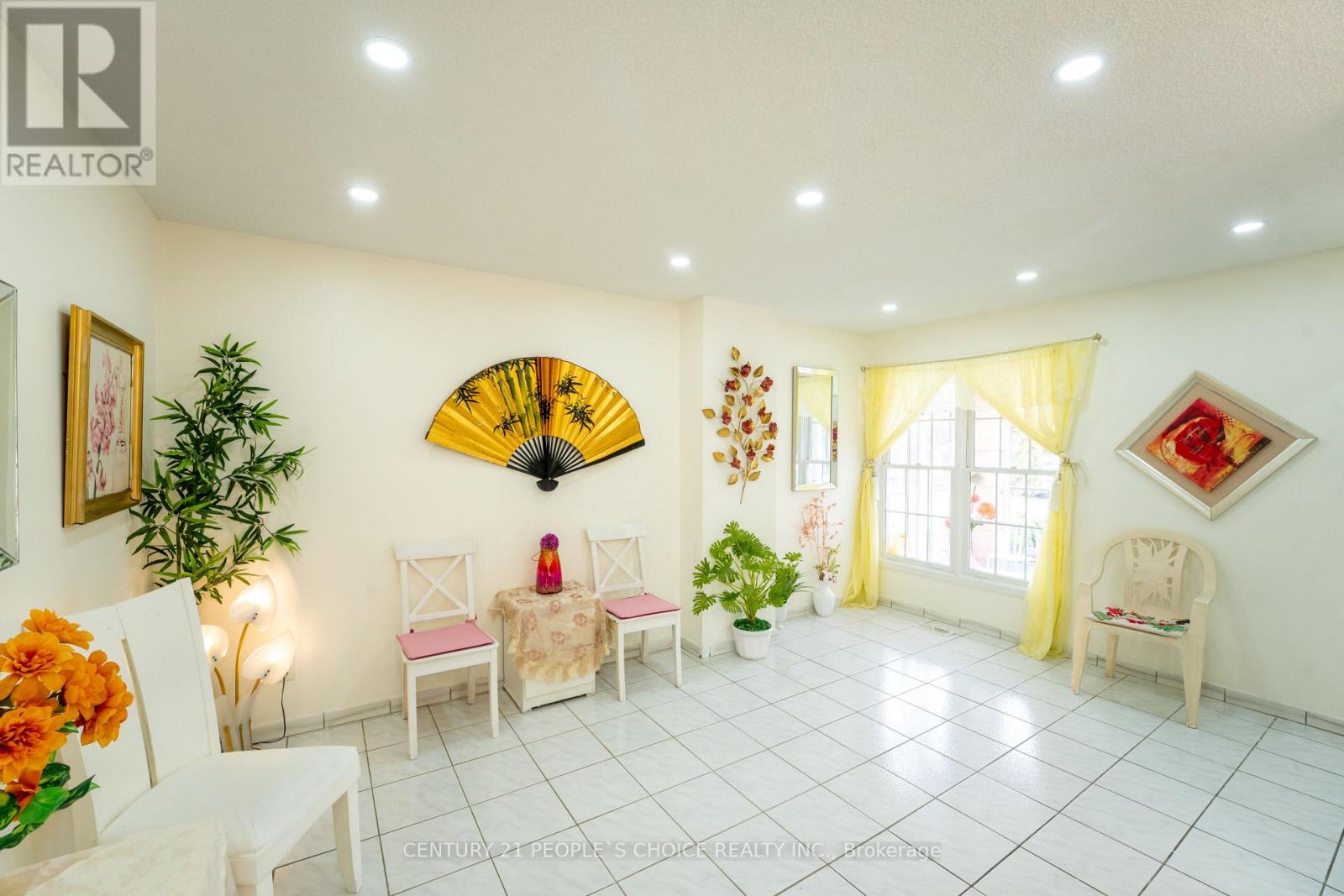 30 DAFFODIL PLACE - 16