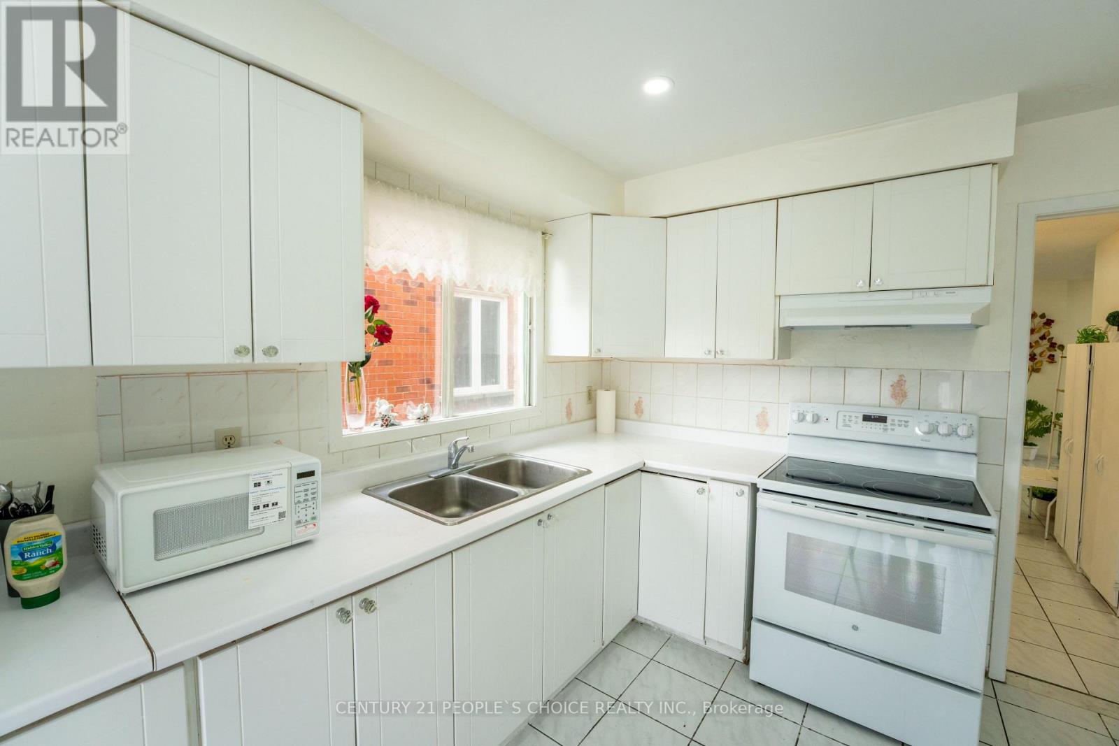 30 DAFFODIL PLACE - 26