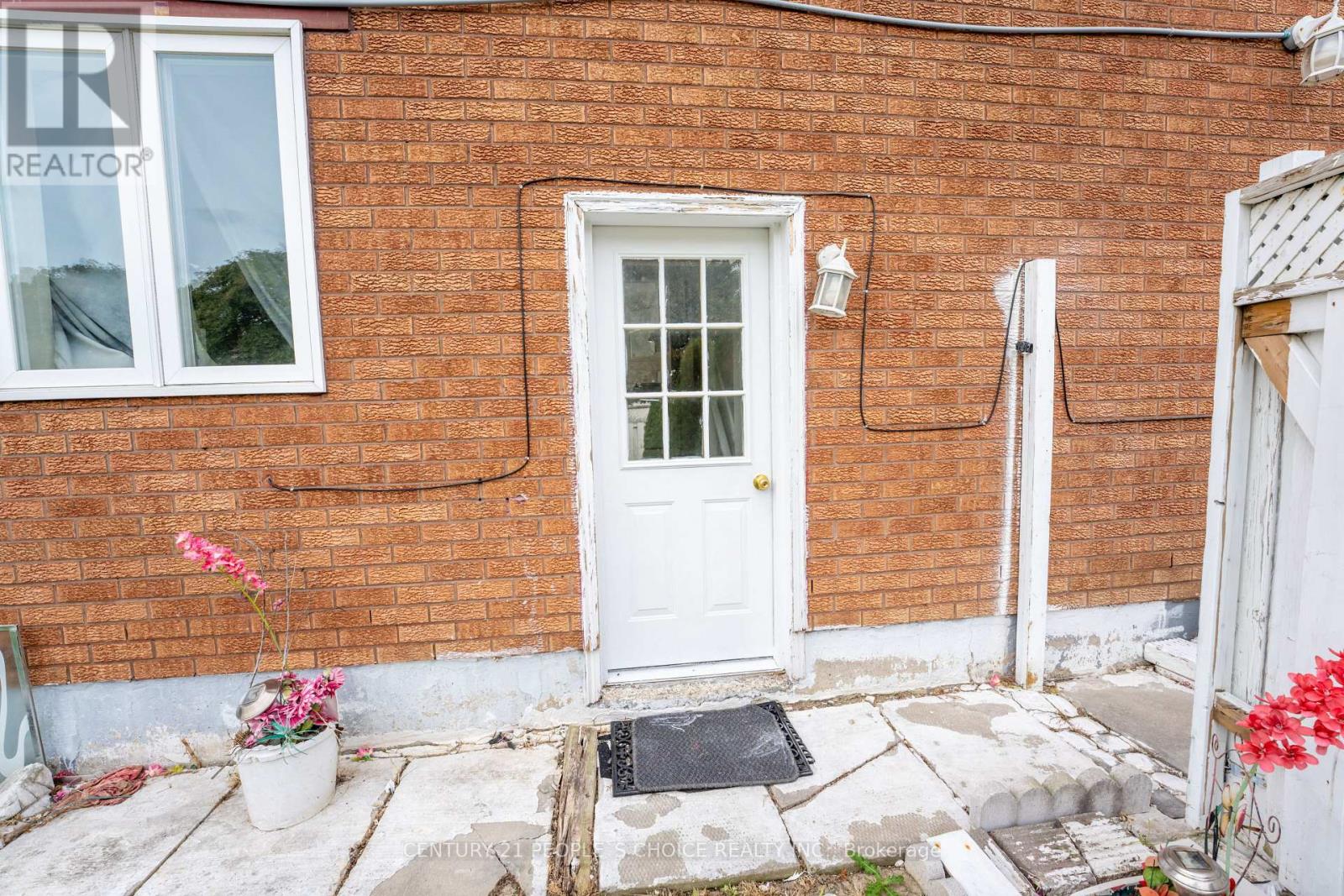 30 DAFFODIL PLACE - 50