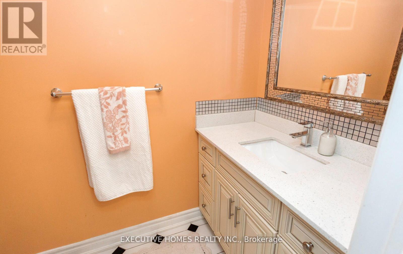 5489 GLEN ERIN DRIVE - 22