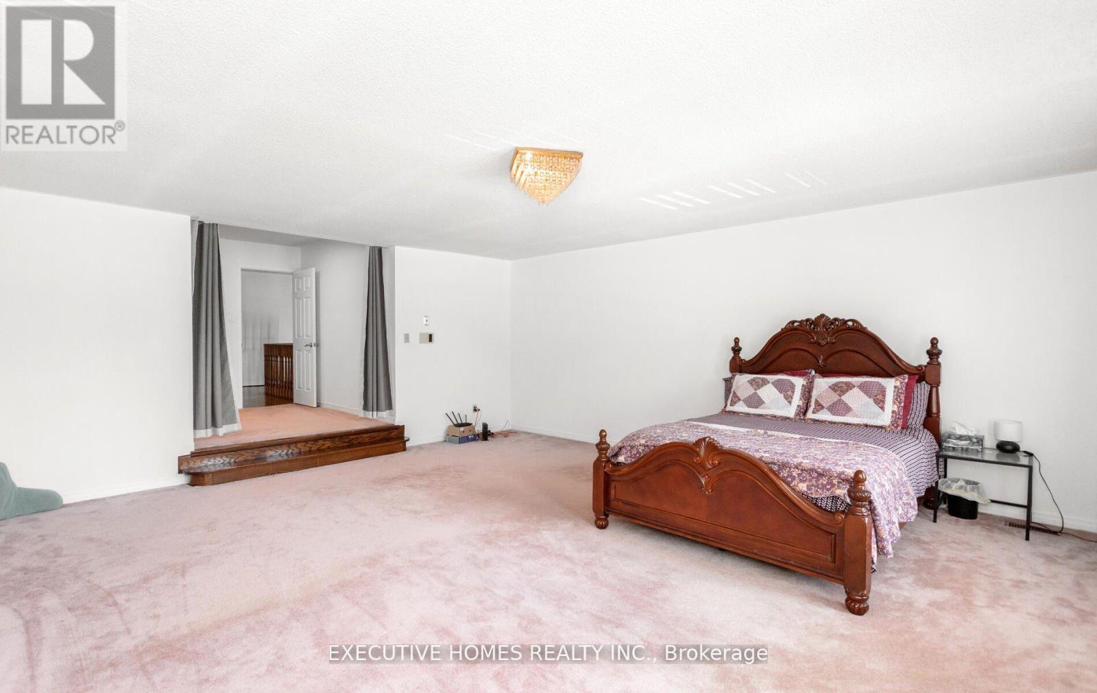 5489 GLEN ERIN DRIVE - 26