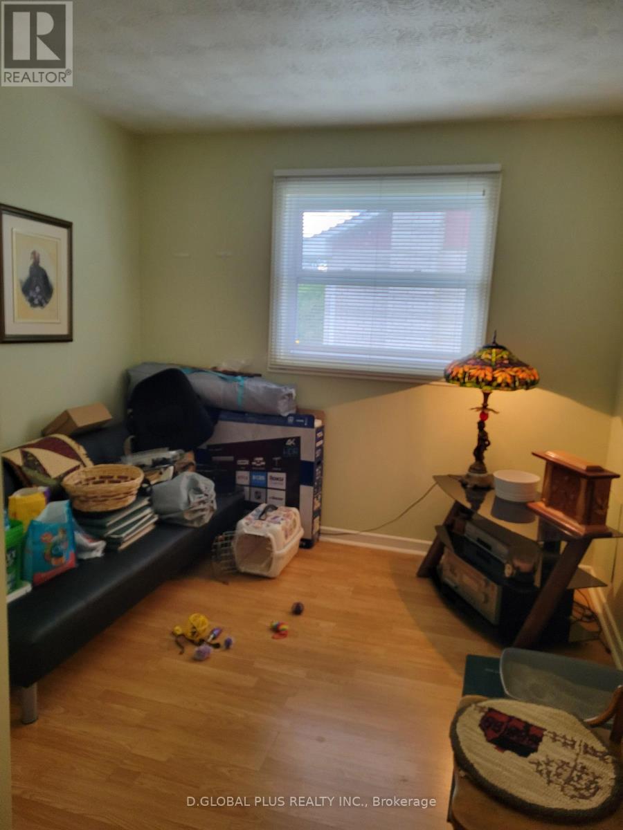 5 RAVENHURST DRIVE E - 10