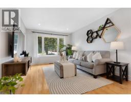 Dining room - 477 Kingscourt Drive Unit# B, Waterloo, ON N2K2X9 Photo 9