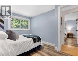 477 Kingscourt Drive Unit# B, Waterloo, ON N2K2X9 Photo 24