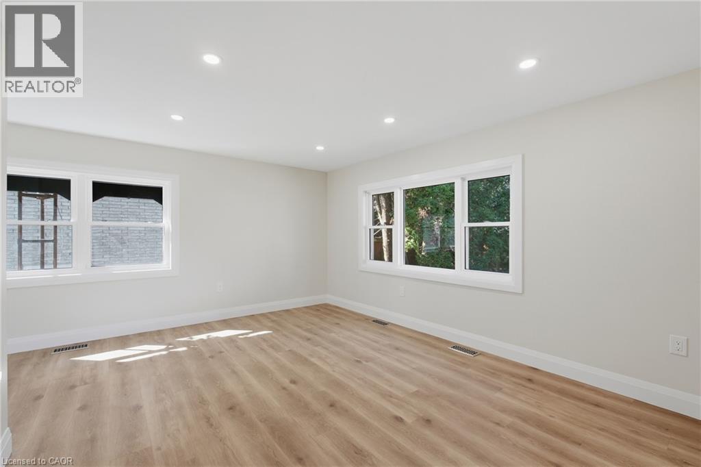 116 DUFFERIN Street - Image 14